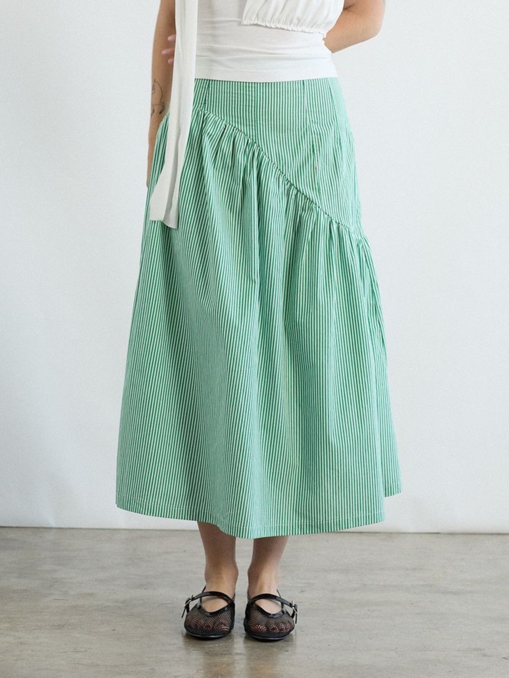 Lisa Says Gah Maeve Midi Skirt - Green Stripe Green Stripe XS